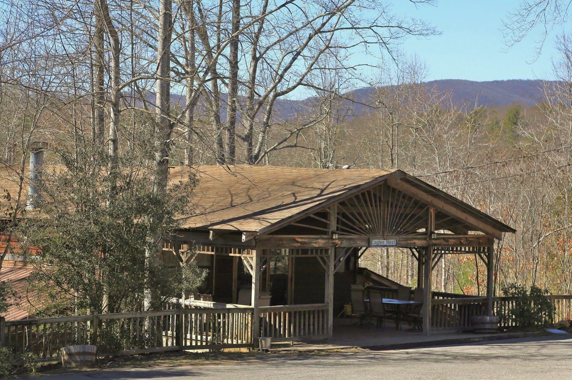 Forrest Hills Mountain Resort Dahlonega Exterior foto